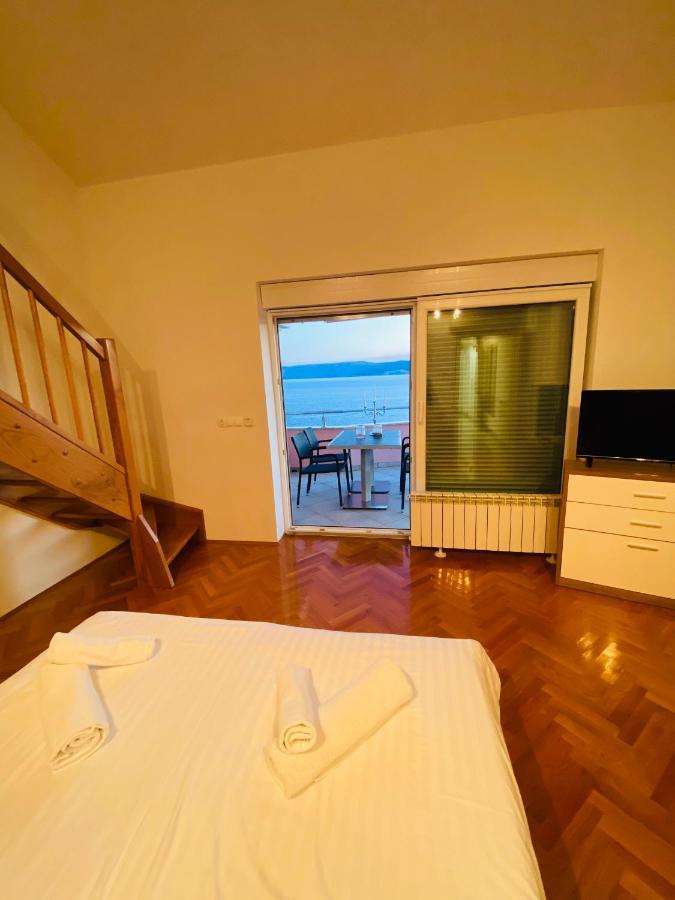 Apartments La Mer Novi Vinodolski Eksteriør bilde
